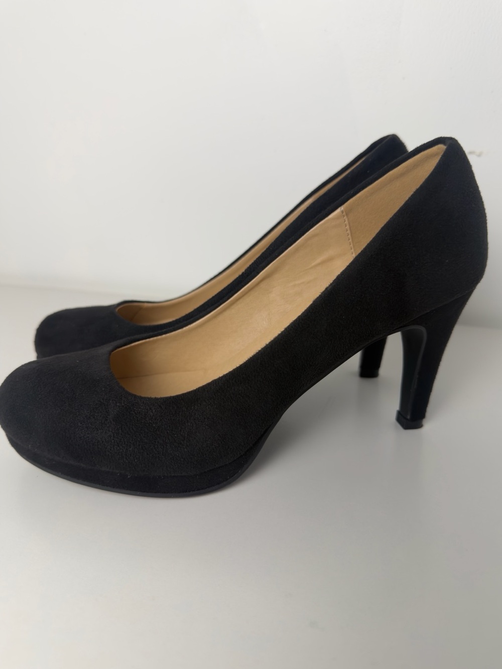 CL by Laundry Black Suede Round-Toe High Heel Pumps